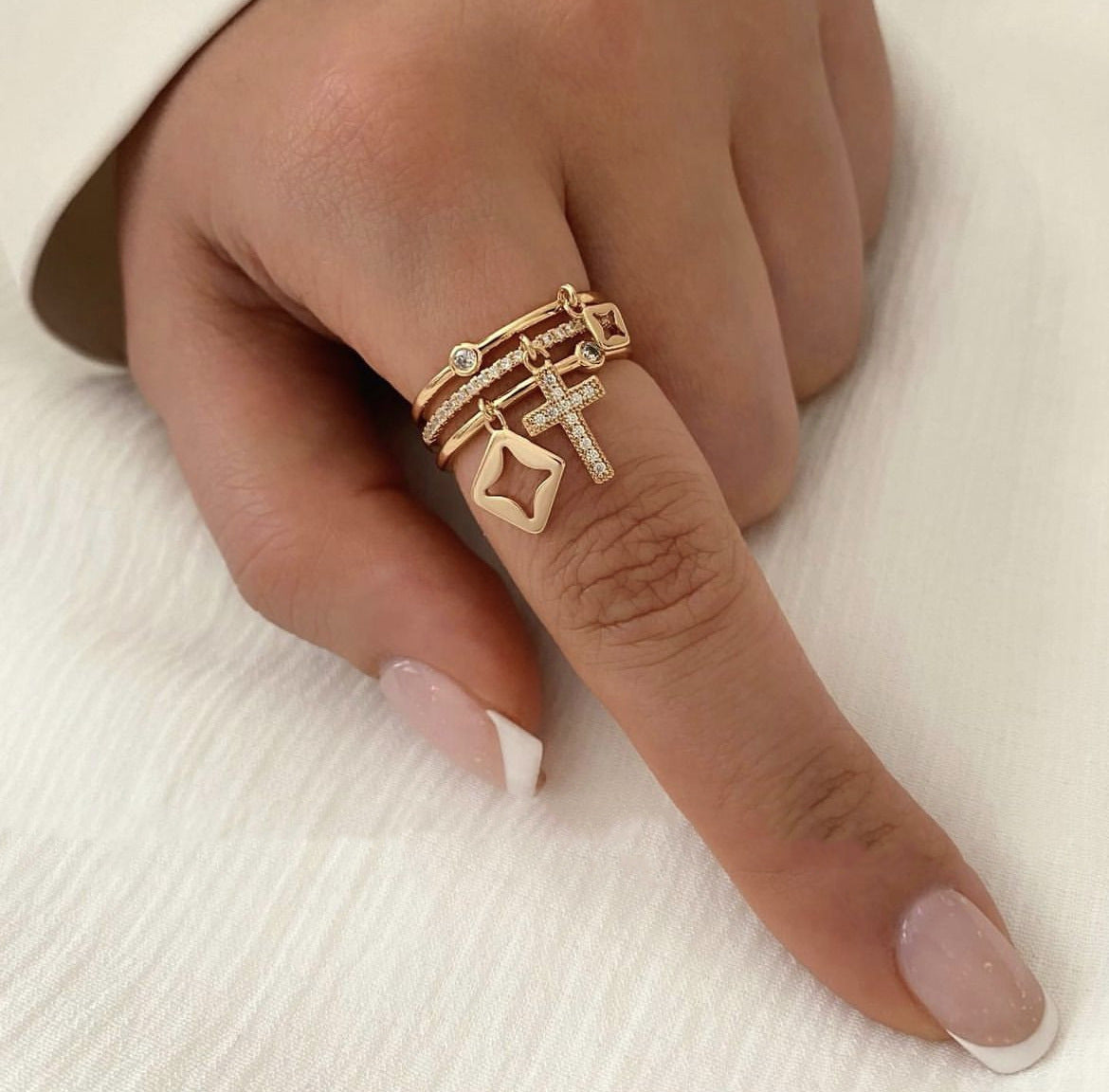 Fashion Butterfly Personality Woven Copper Geometric Ring