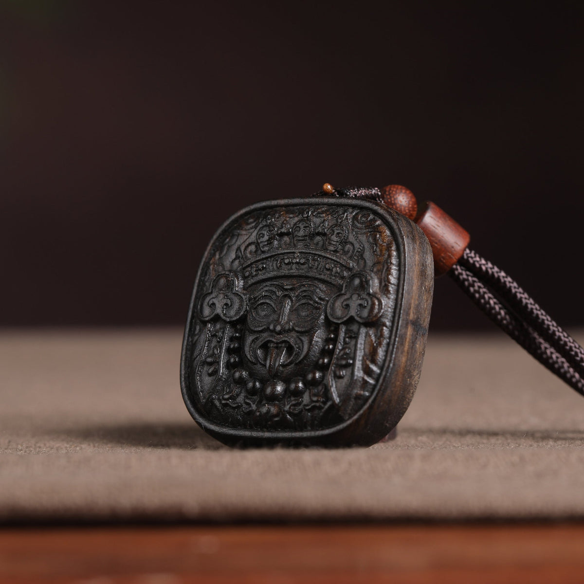 Eaglewood Wooden Chinese Style Amulet Crafts Pendants