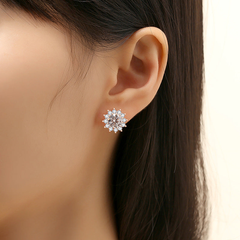 Women's Light Luxury Super Flash Champagne Gold Zircon Flower Stud Earrings