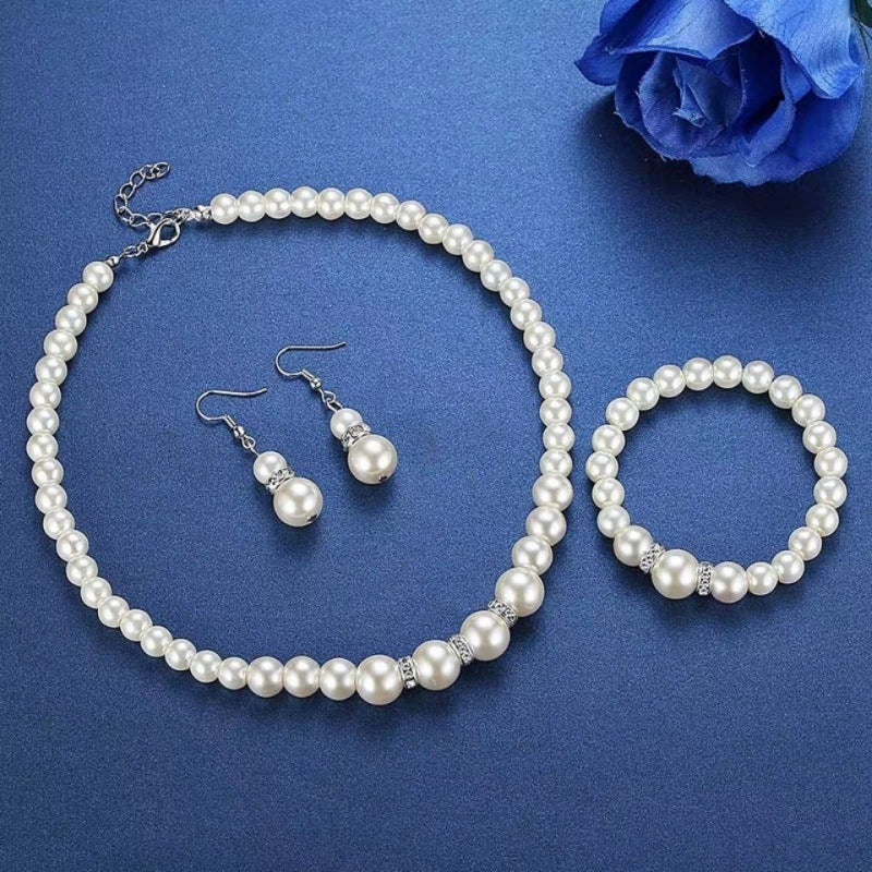 Gift Three-piece Pearl Box Female Beautiful Necklaces