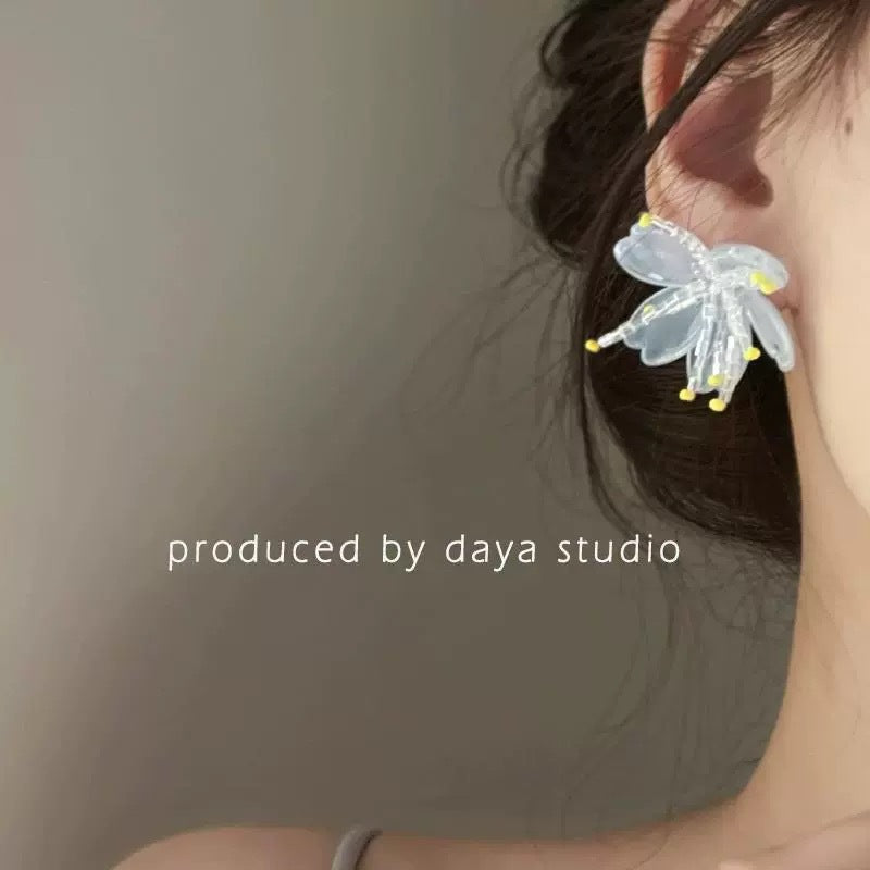 Women's Summer Fresh Blue Flower For Exquisite Sweet Acrylic Beaded Refined Stud Earrings