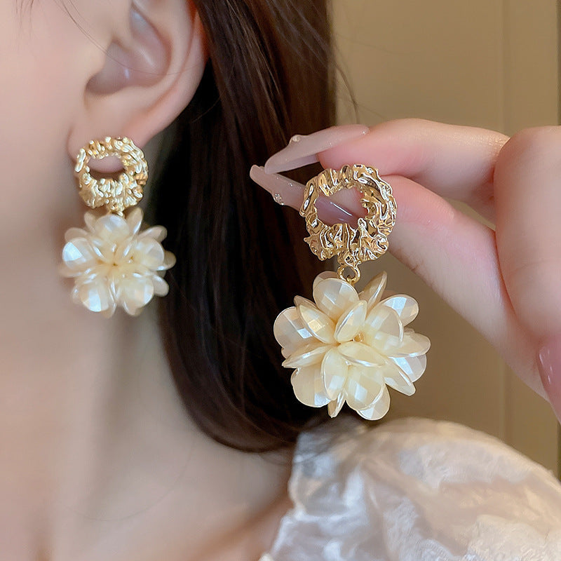 Women's Flower Sier Pin Simple Advanced Pleated Metal Temperament Petals Earrings