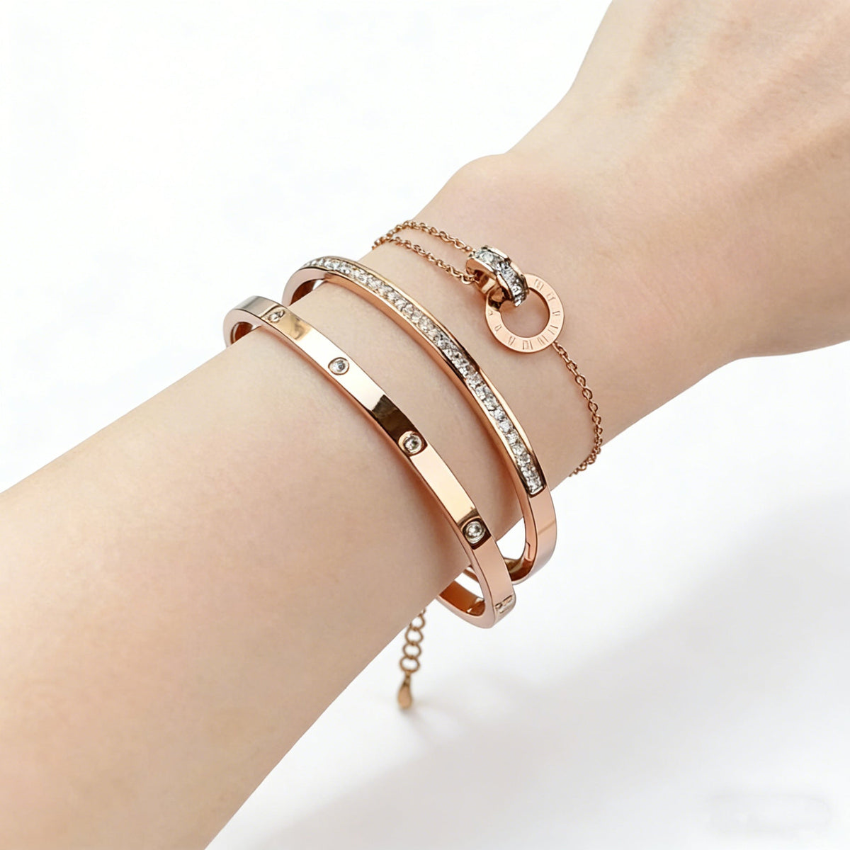 High-grade Gold Titanium Steel Female Couple Simple Light Bracelets