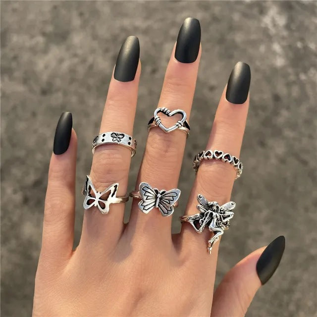 Alloy Chain Vintage Crying Face Poker Hollow Love Ring