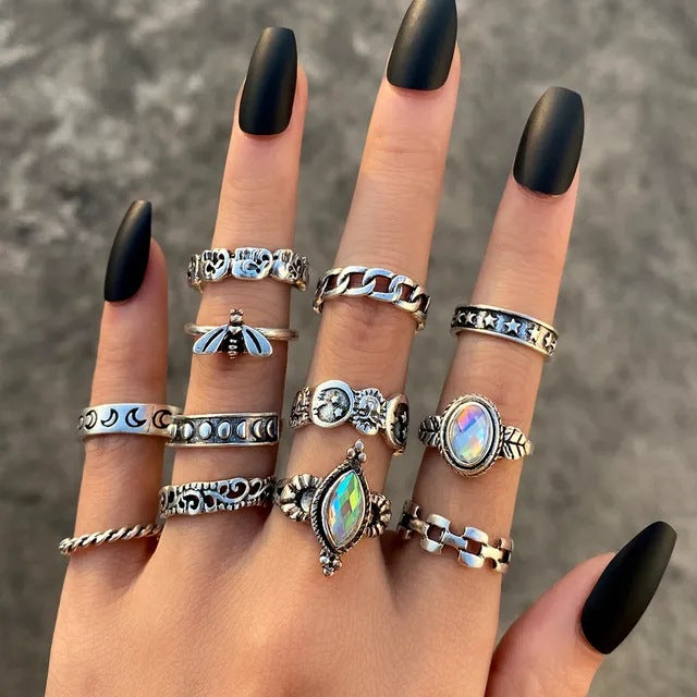 Alloy Chain Vintage Crying Face Poker Hollow Love Ring