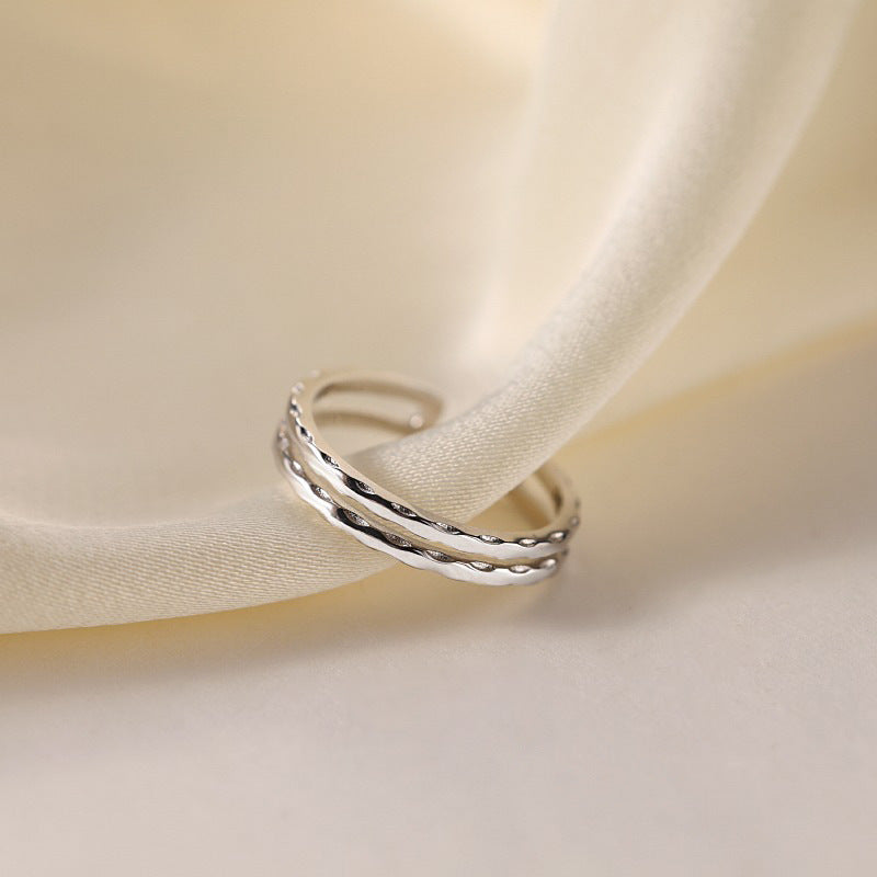 Women's Simple Niche Design Water Ripple Daily Commuting Switchable Index Finger Ring