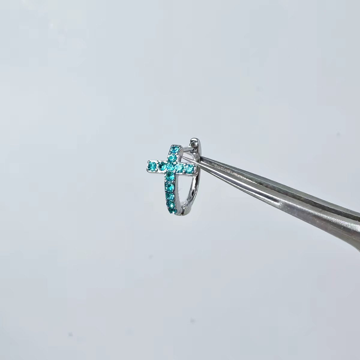 Pa Green Zirconium Umbilicaria Bone Nail Collection Earrings