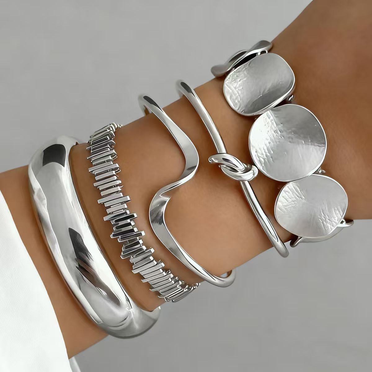 Personality Simple Chain Vintage Stylish Glossy Bracelets
