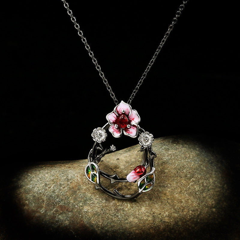 Rose Short Enamel Glaze White Jade Flower Ladybug Clavicle Necklace