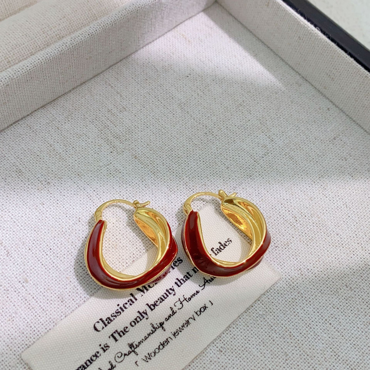 Enamel Drip Glazed Ear Mild Luxury Earrings