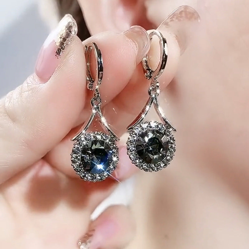 Women's Buckle Large Diamond Fashion Design Sense Earrings