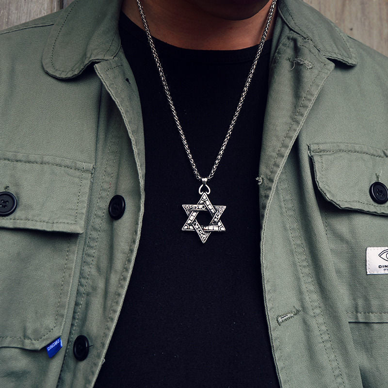Men's Long Titanium Steel Hipster Versatile Personality Necklace