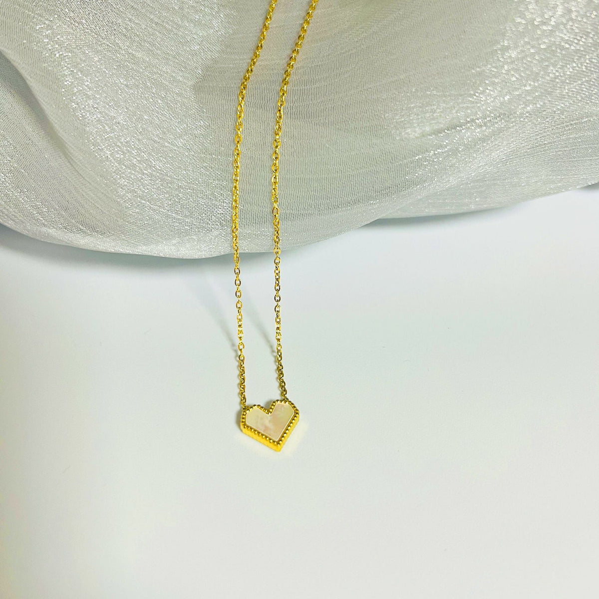 Cold Style Fritillary Small Heart Affordable Luxury Fashion Elegant High-grade Necklaces