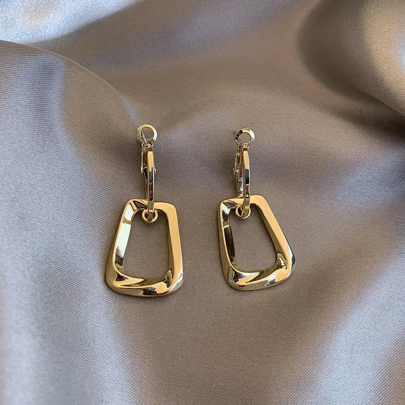 Geometric Trendy Light Luxury High-grade Female Frosty Stud Earrings
