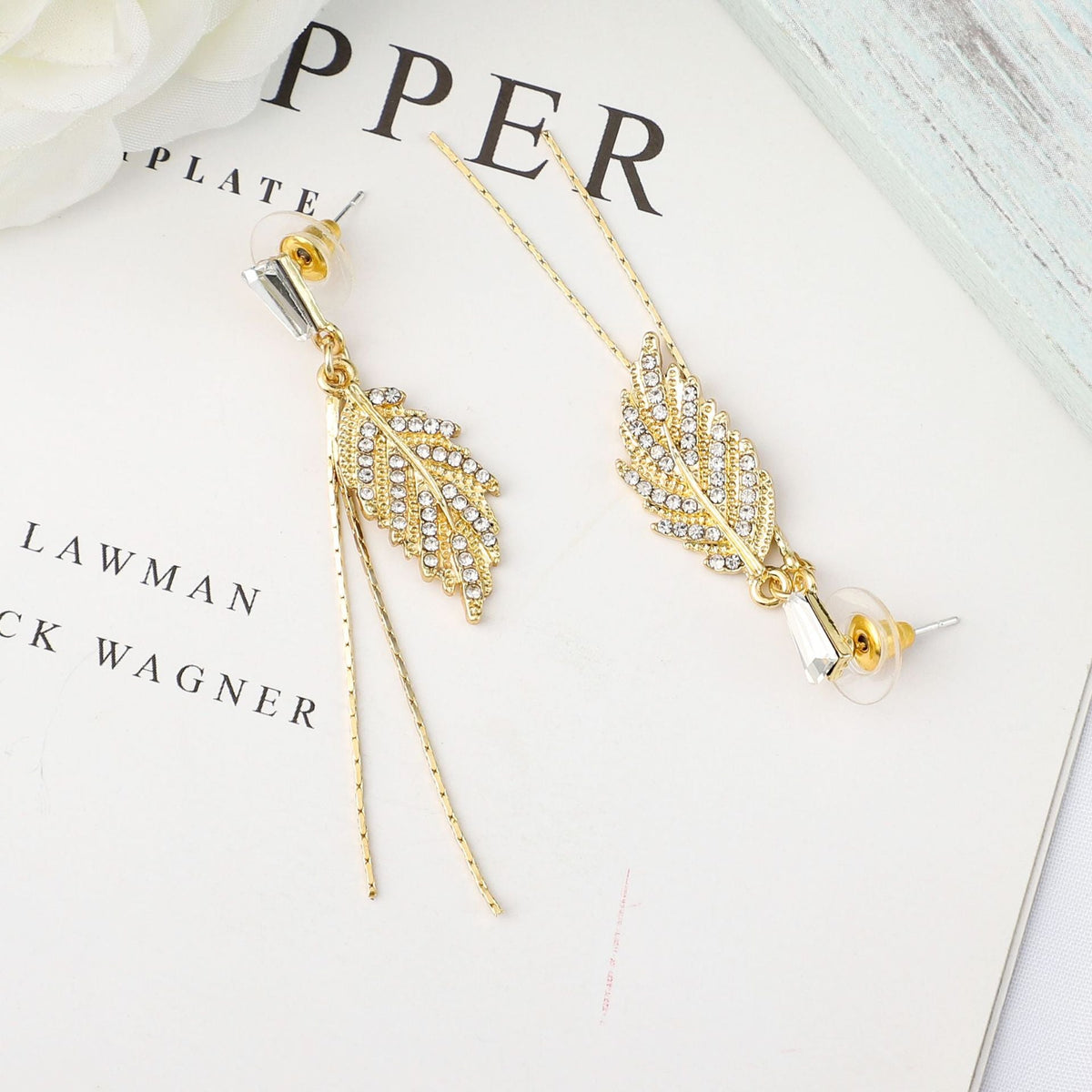 Sier Needle Elegant Golden Leaf Tassel Stud Earrings