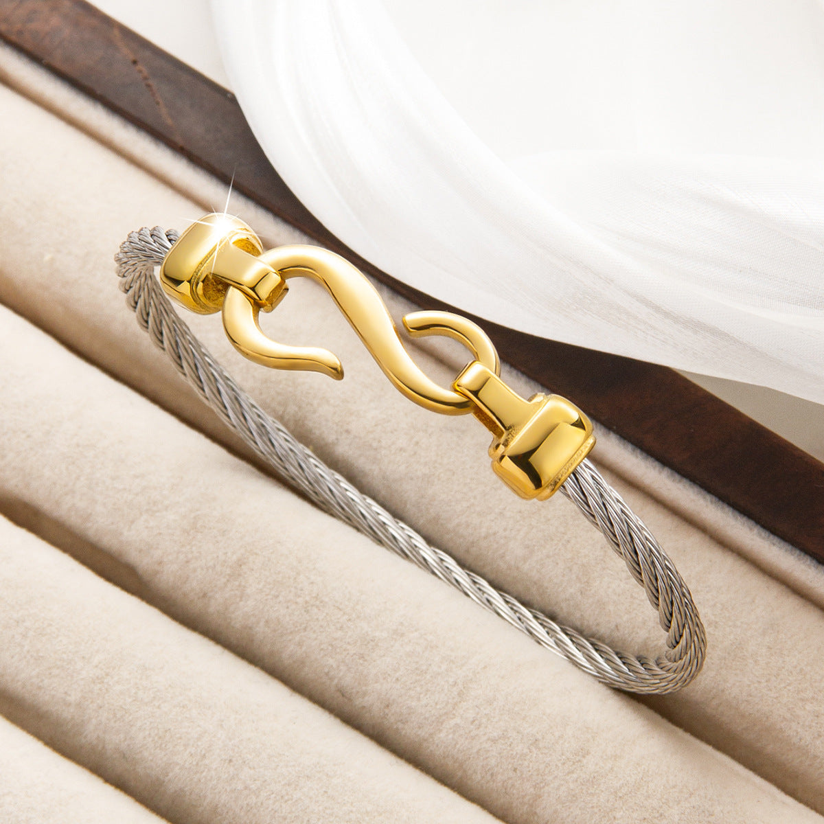 Gold Wire Rope Titanium Steel High-grade Bracelets