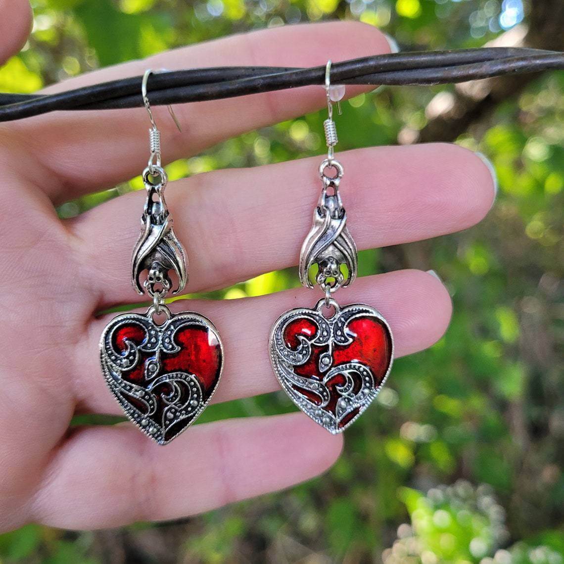 Elegant Innovative Fashion Bat Red Heart Rings