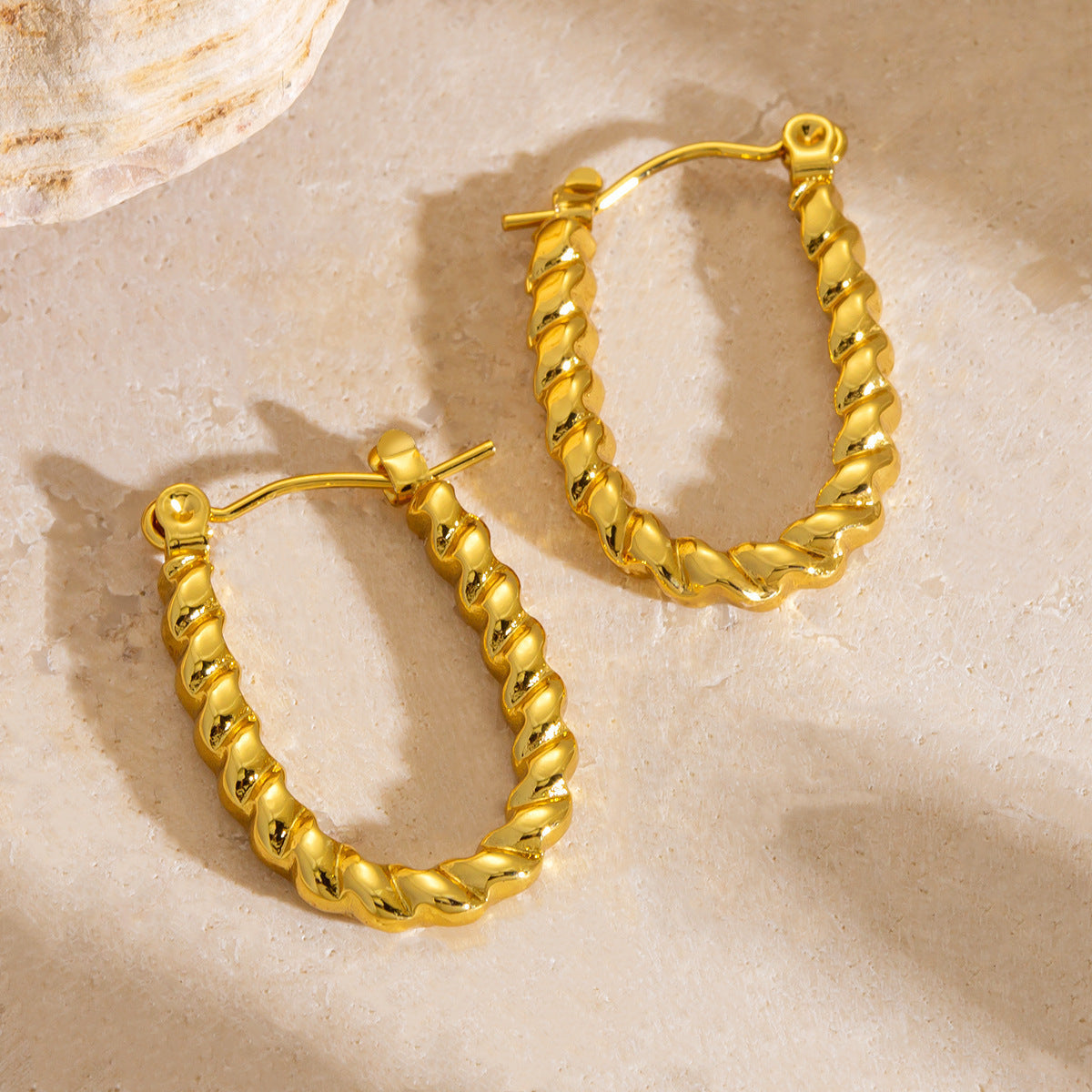 Ear Design Golden Twist Personalized Temperamental Earrings