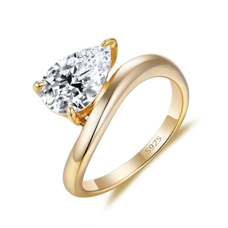 Waterdrop Moissanite Ring in Sterling Silver with 18K Gold Plating – Elegant D-Color 2-Carat Solitaire for Women