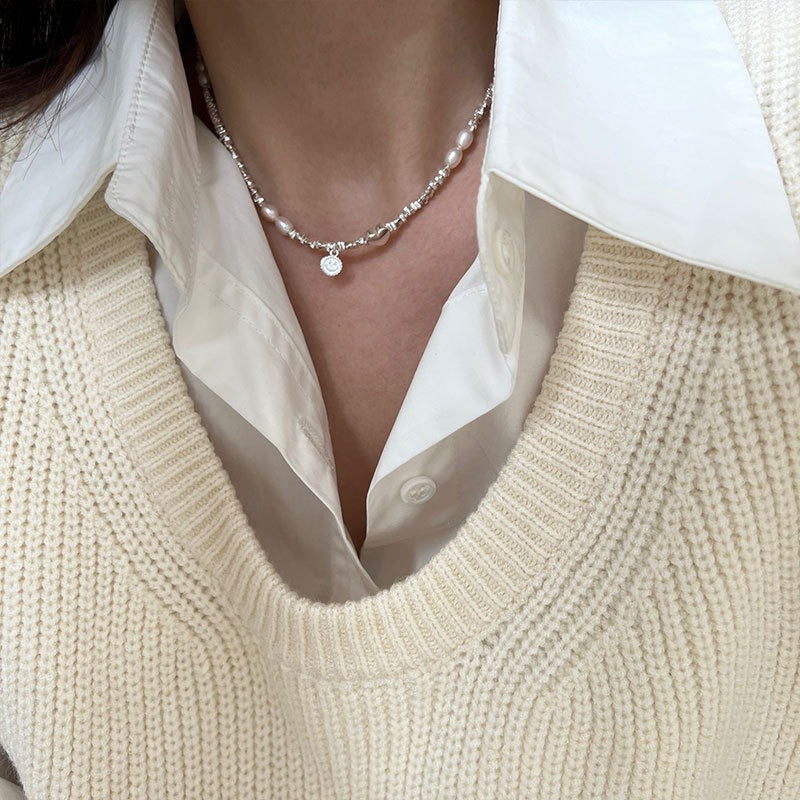 Women's Pieces Of Sier Smiley Face Love Pearl Niche Light Necklaces