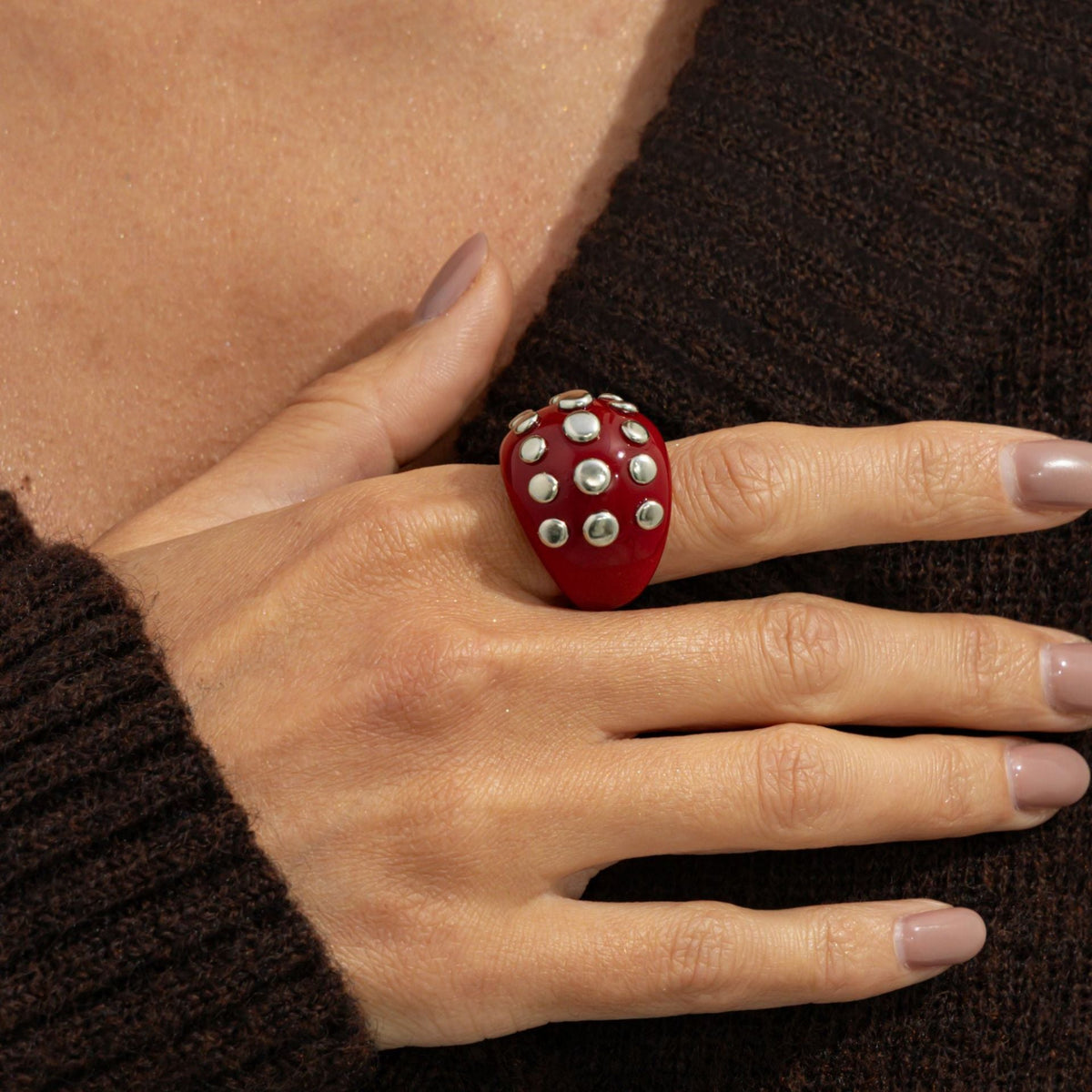 Style Blooming Rivet Open Resin Fashion Bracelet