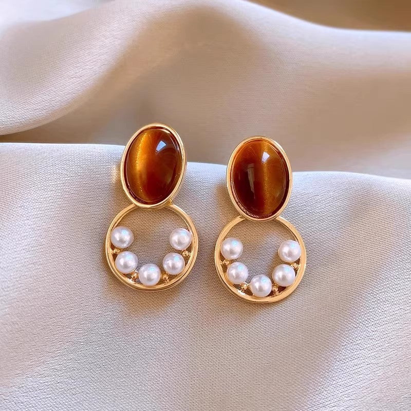 Women's Sier Needle Light Luxury French Retro Geometric Pearl Heart Earrings