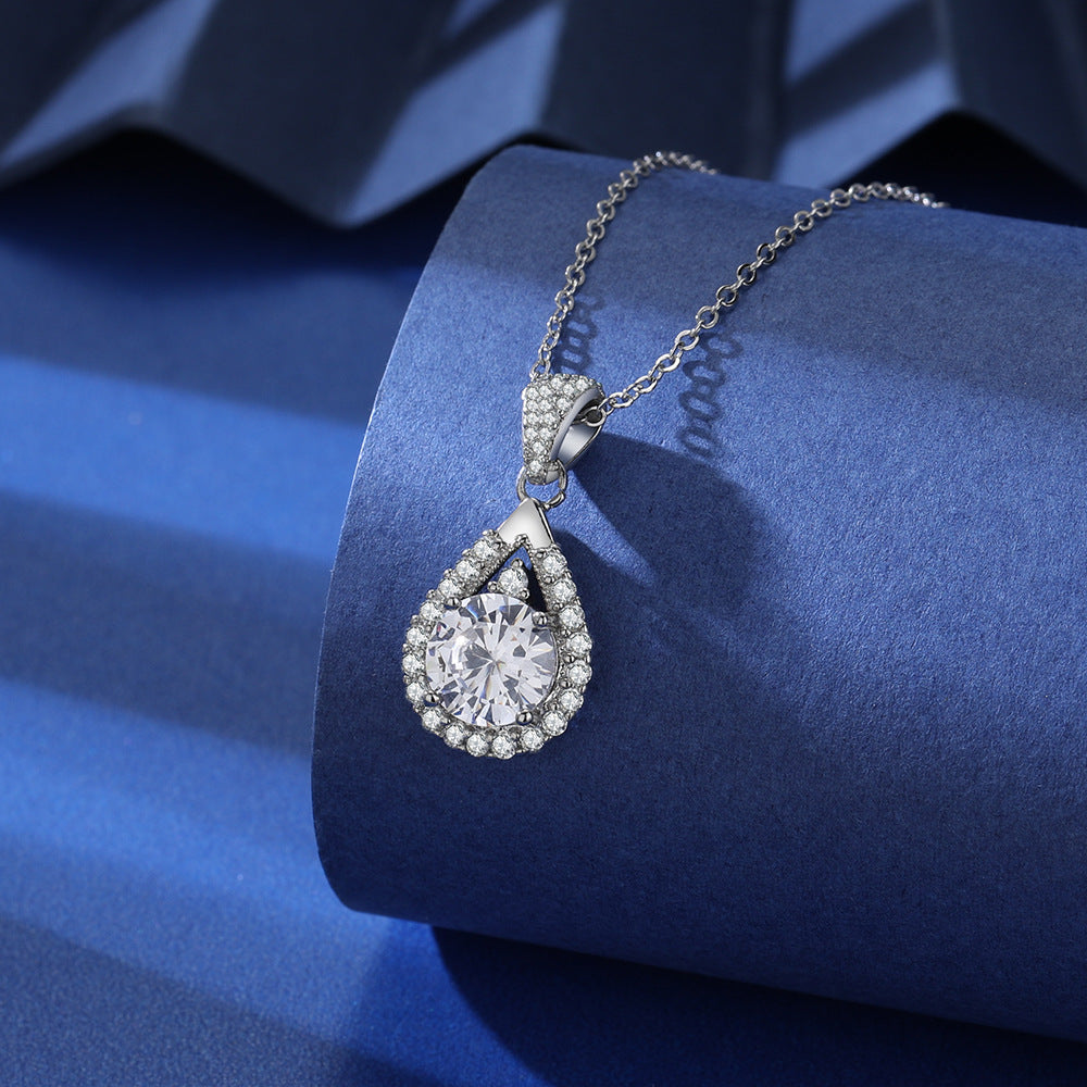 Super Flash Water Drop Pear-shaped Artificial Diamond Grade High Carbon Necklaces