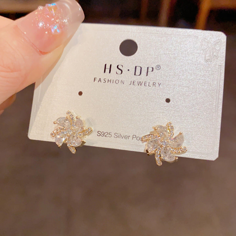 Ear Exquisite Affordable Luxury Fashion Versatile High-grade Super Shiny Small Earrings