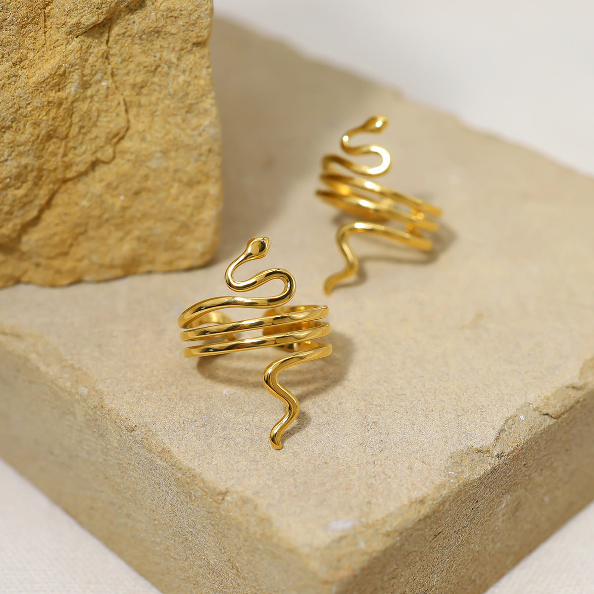 Snakes Titanium Steel Designer Personality Fashion Gold Ring