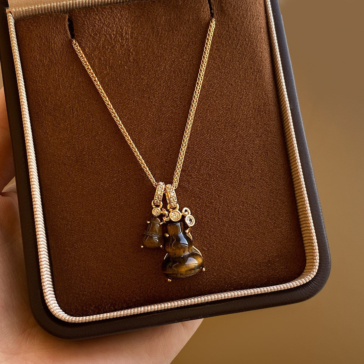Women's High-grade Golden Zircon Double Tigereye Calabash Pendent Necklaces