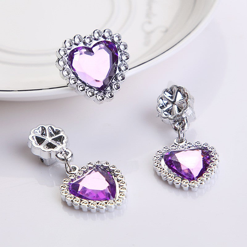 Children's Aisha Peach Heart Diamond Like It Ear Clip
