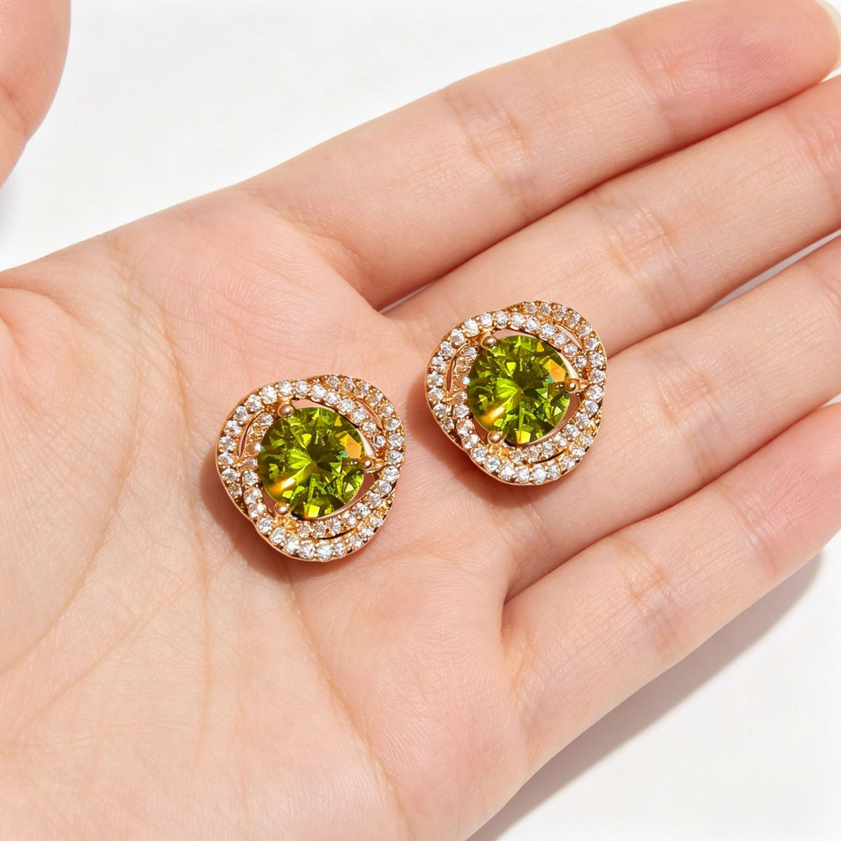 Zircon Flower Hollow Ear Light Luxury Minority Shining Stud Earrings