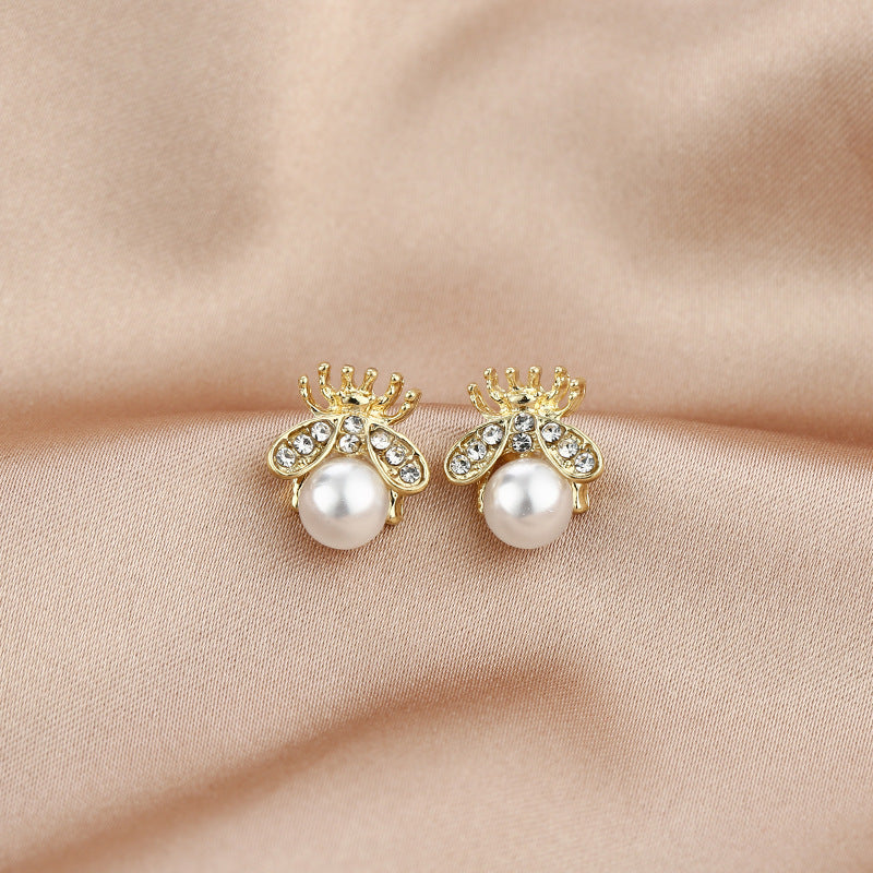 Needle Light Luxury French Pearl Retro Design Cat Eye Star Stud Earrings