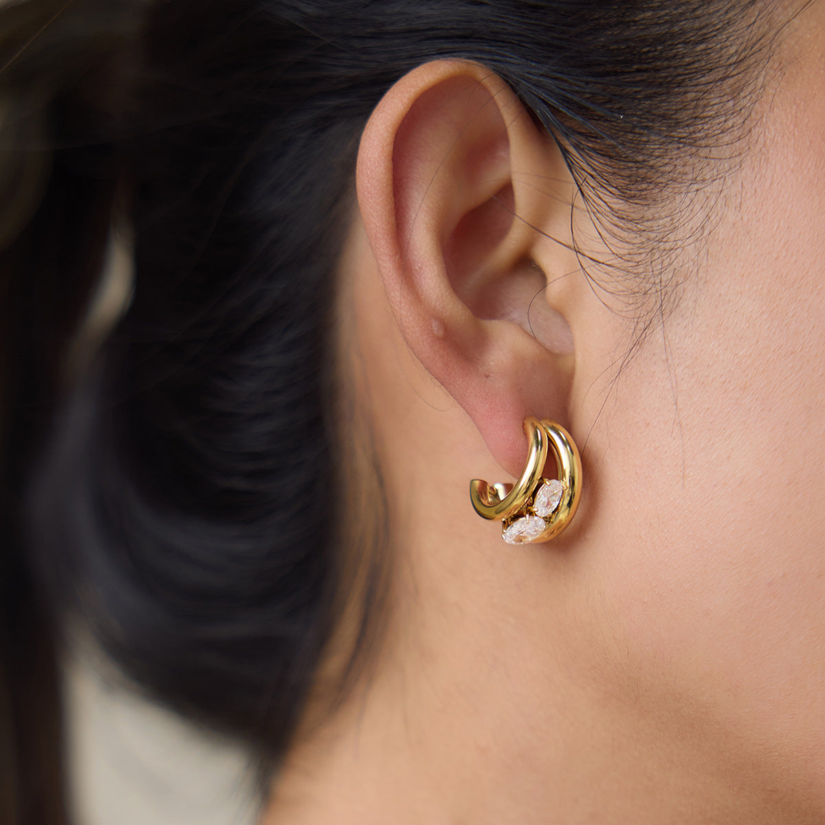 Ding Titanium Steel Zircon Design Sense Special Interest Female Light Earrings