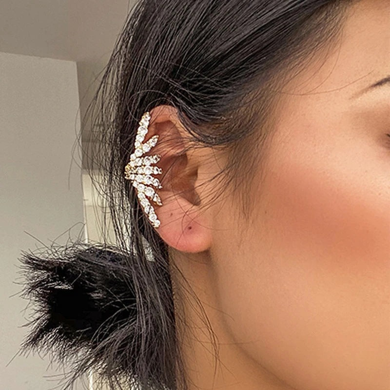 Women's Clip Inlaid Zircon Pearl Light Luxury Stud Earrings