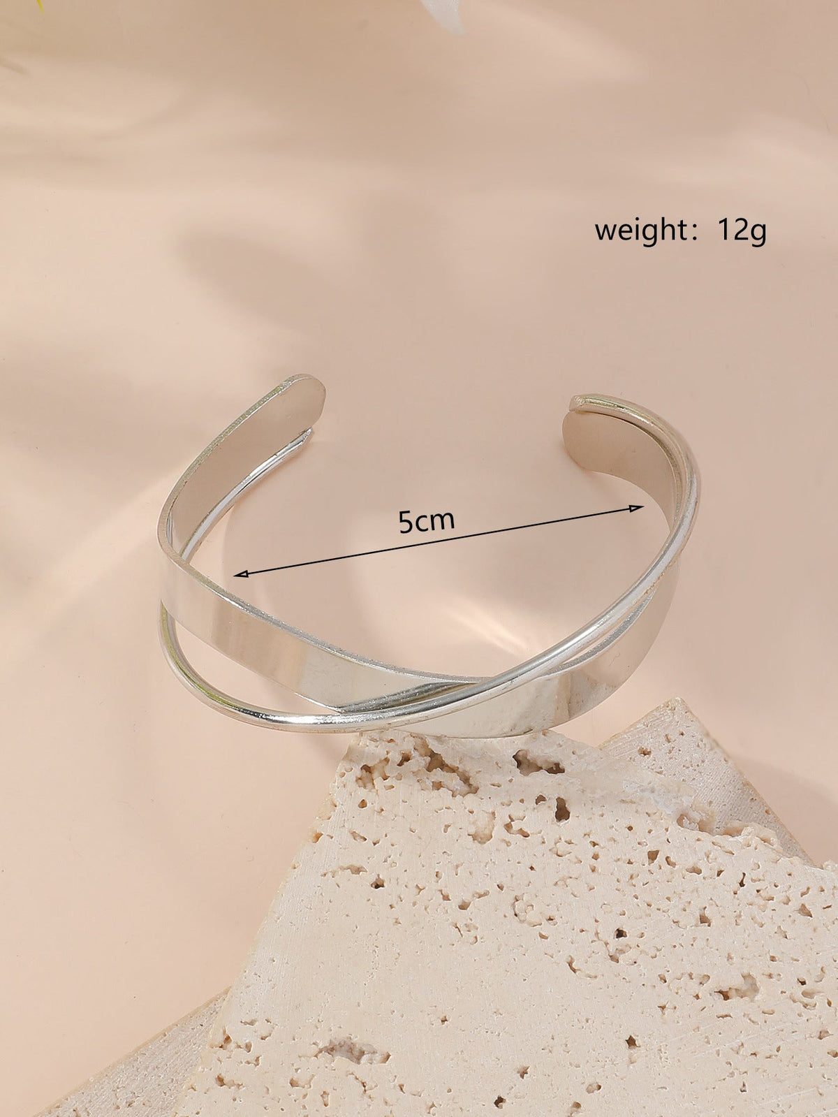 Winding Hollow Open-end High-grade Light Luxury Bracelets