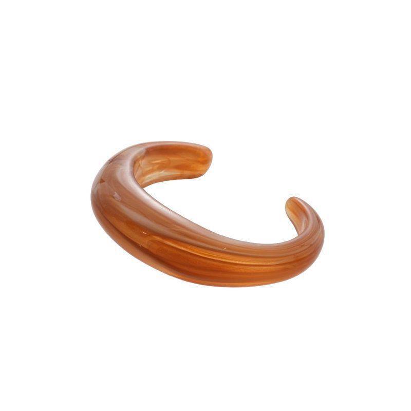 Women's Oval Open-ended Personality Exaggerated Minimalist Design Bracelets
