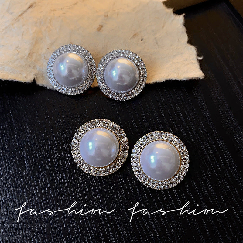 Women's High-grade Pearl Large French Style Retro Earrings