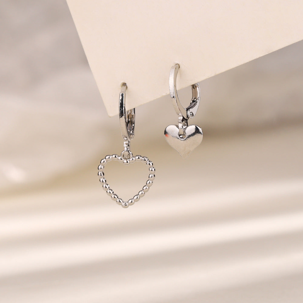 Women's Peach Heart Ear Clip Short Temperamental Korean Hollow Earrings
