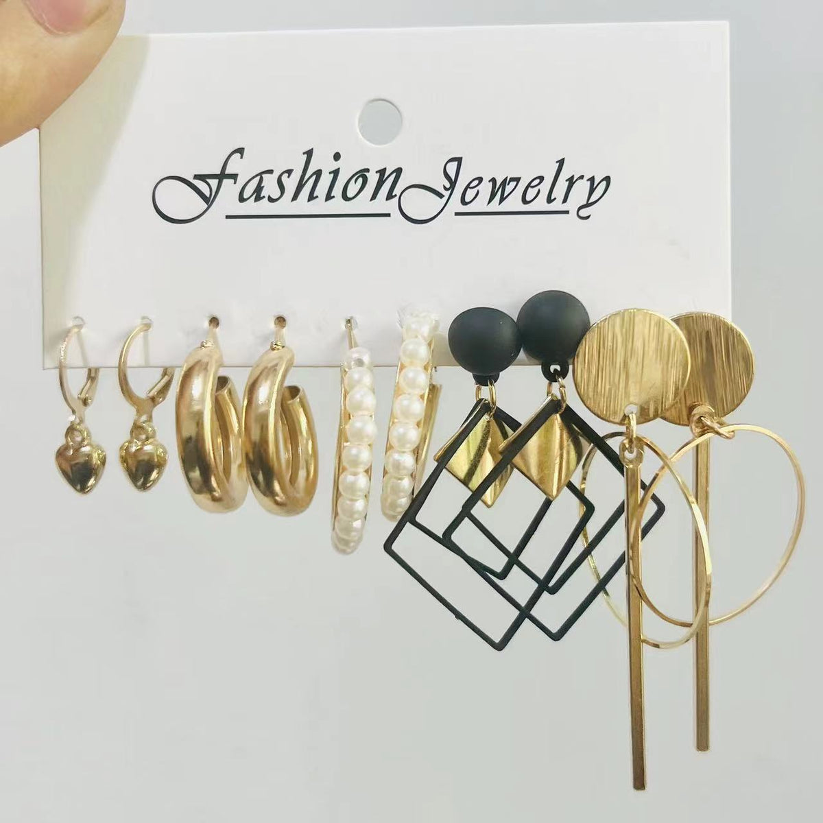 Women's French Retro Circle Pearl For Stud Earrings