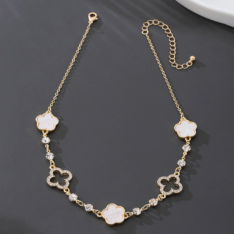 Women's Simple Sweet Lucky Four-leaf Clover Diamond Affordable Luxury Fashion Bracelet