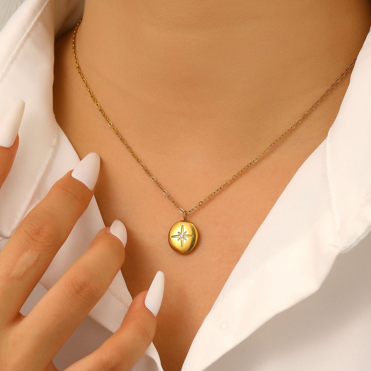 Women's Drop Flower Stainless Steel High-grade Cold Style Necklace