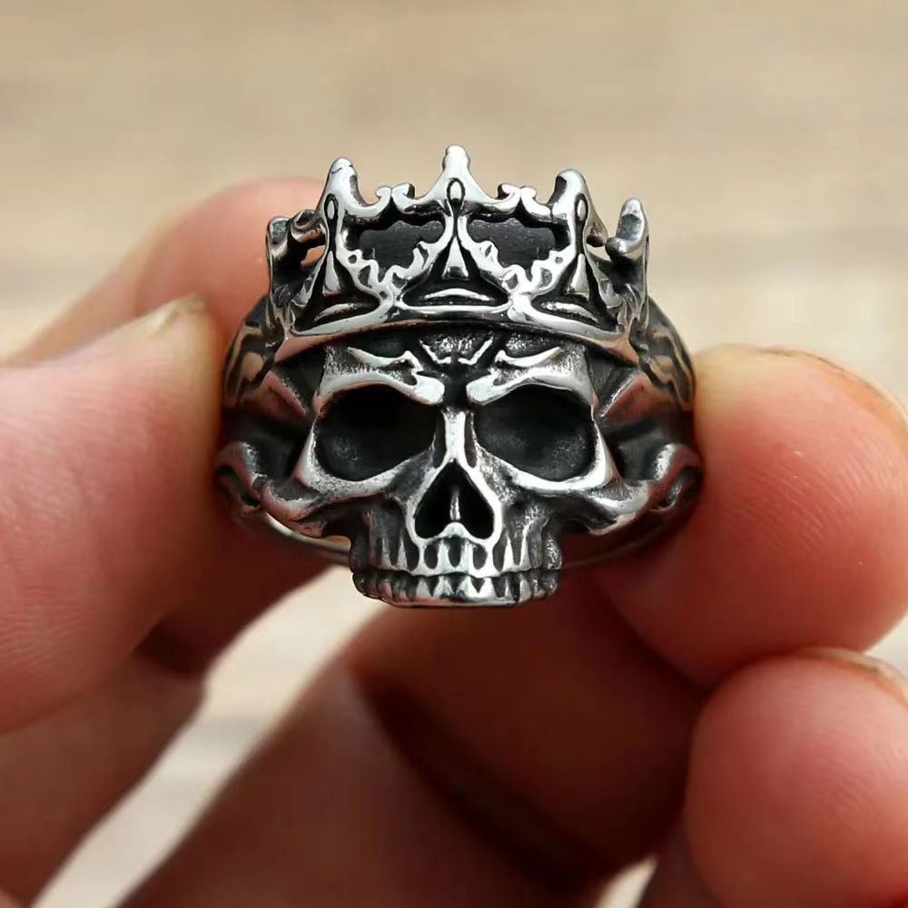 Women's & Men's Style Palace Skull Retro Distressed Trendy Rings