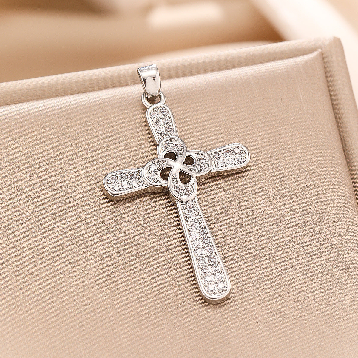 Religious Simple Copper Inlaid Zircon Stainless Steel Chain Pendant