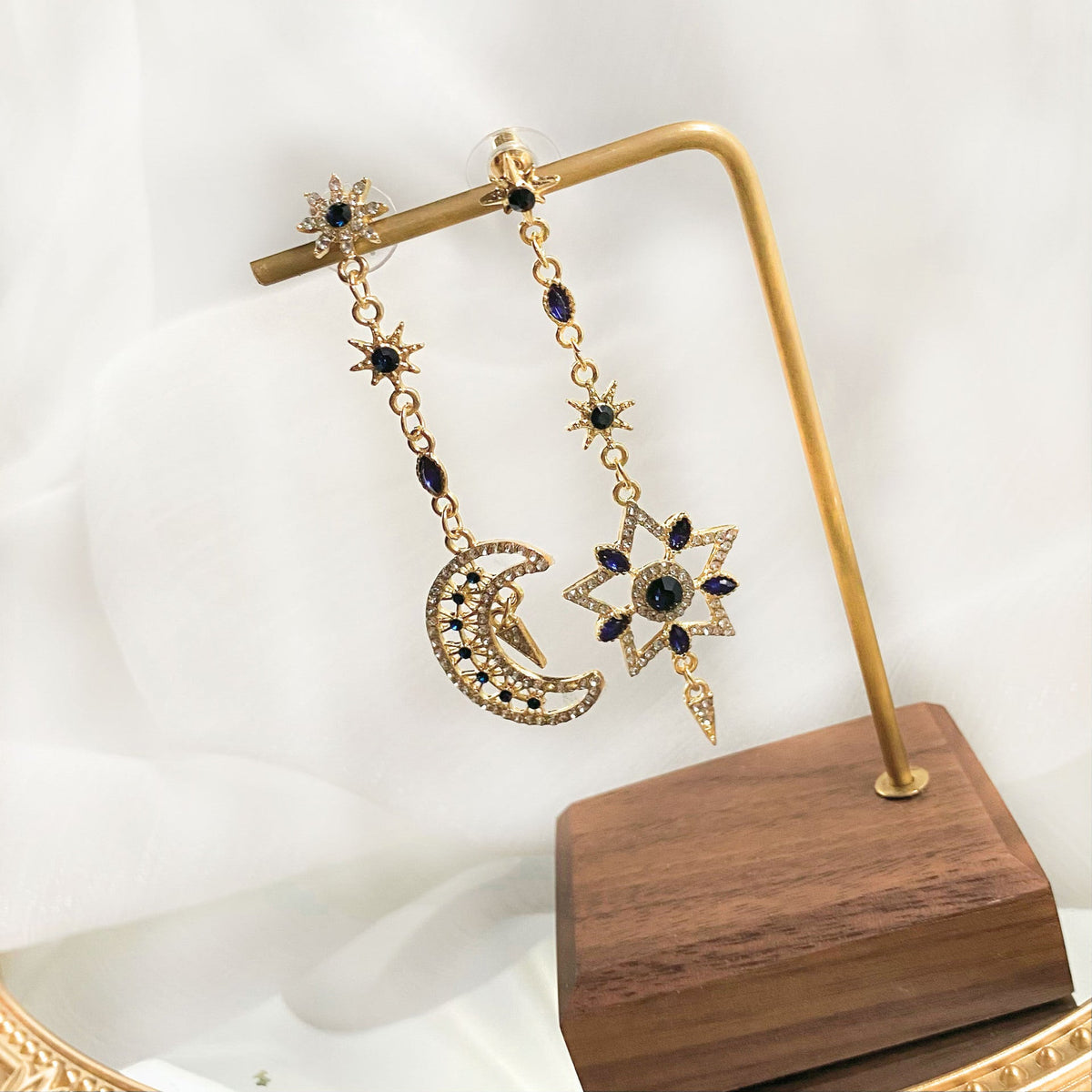 Women's Needle Star Moon Asymmetric High-grade Temperament Earrings