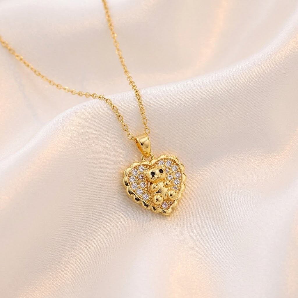 Female Minority Fashion Design Heart Bear Rotating Zircon Temperament Necklace