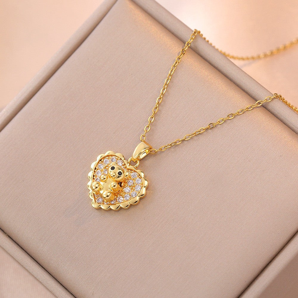 Female Minority Fashion Design Heart Bear Rotating Zircon Temperament Necklace