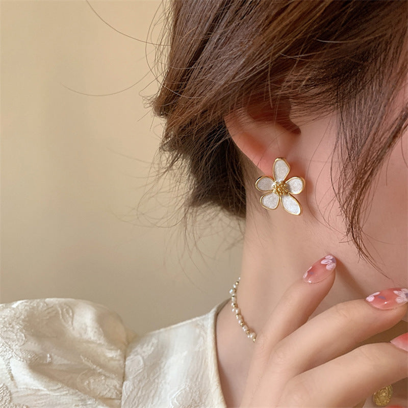 Gentle Sweet Flowers Female Trendy High Sense French Entry Stud Earrings