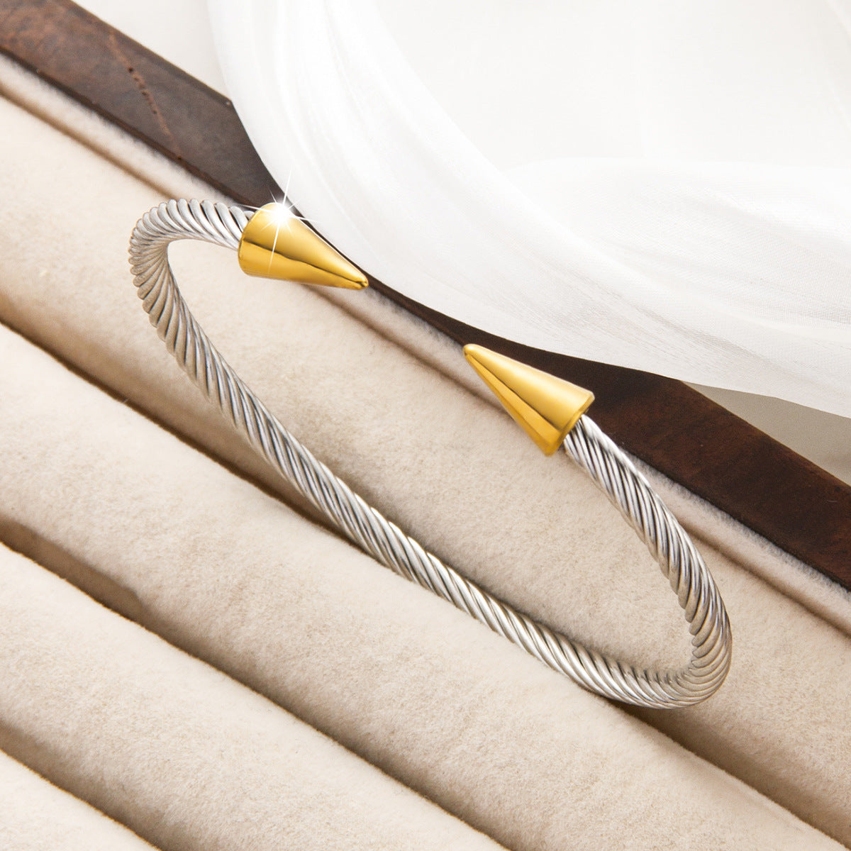 Gold Wire Rope Titanium Steel High-grade Bracelets