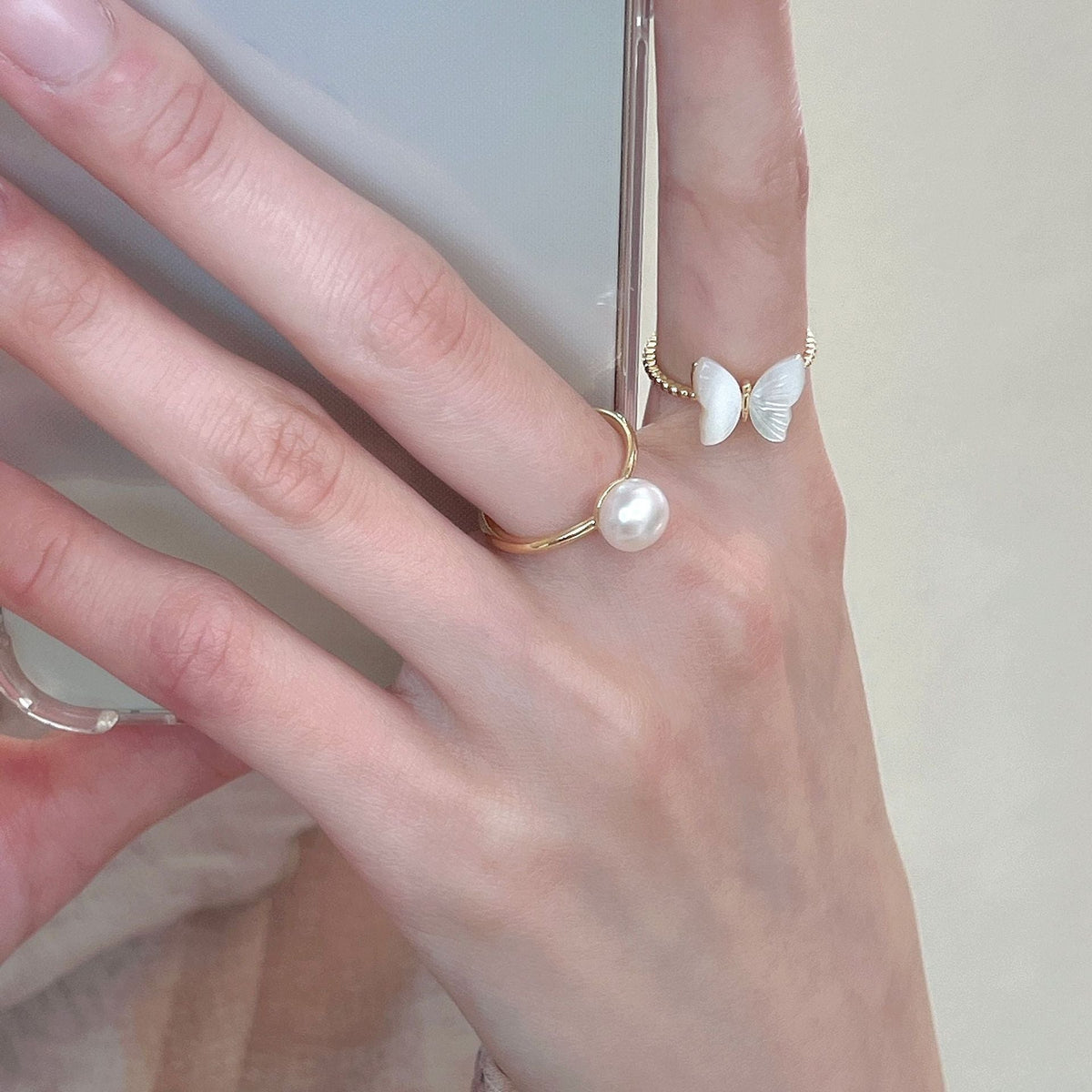 Female Design High-grade Unique Pearl Bow Rings